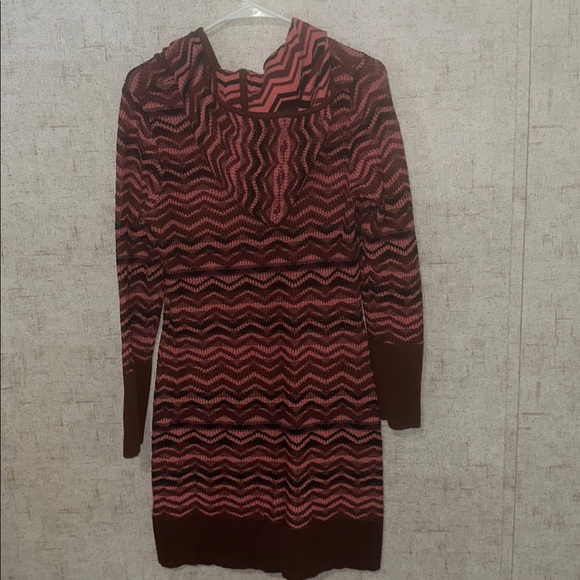 Prana Meryl Sweater hooded multi-colored zigzag (chevron) knit dress - Picture 2 of 6